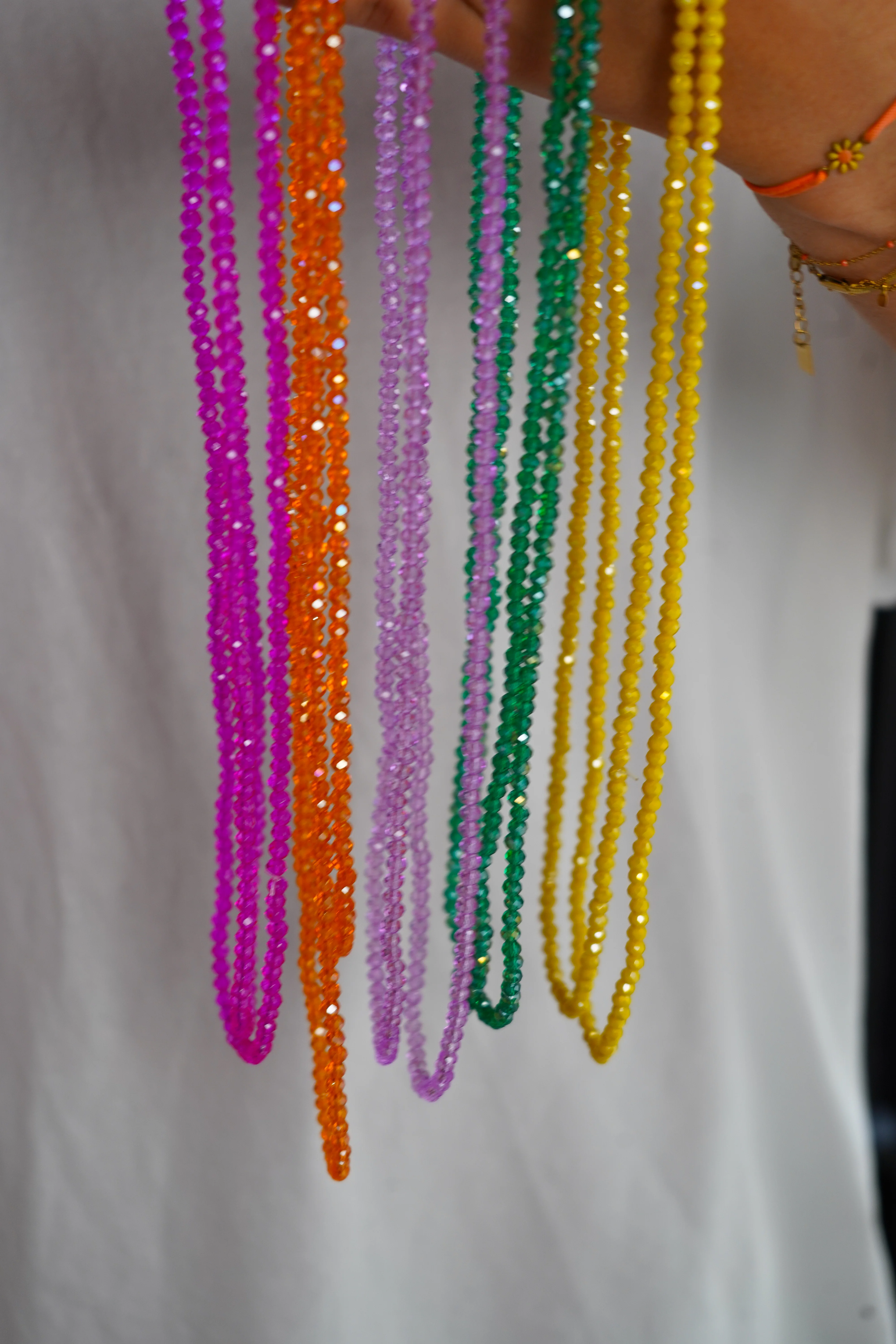 Collier en perles jaunes - Image 4