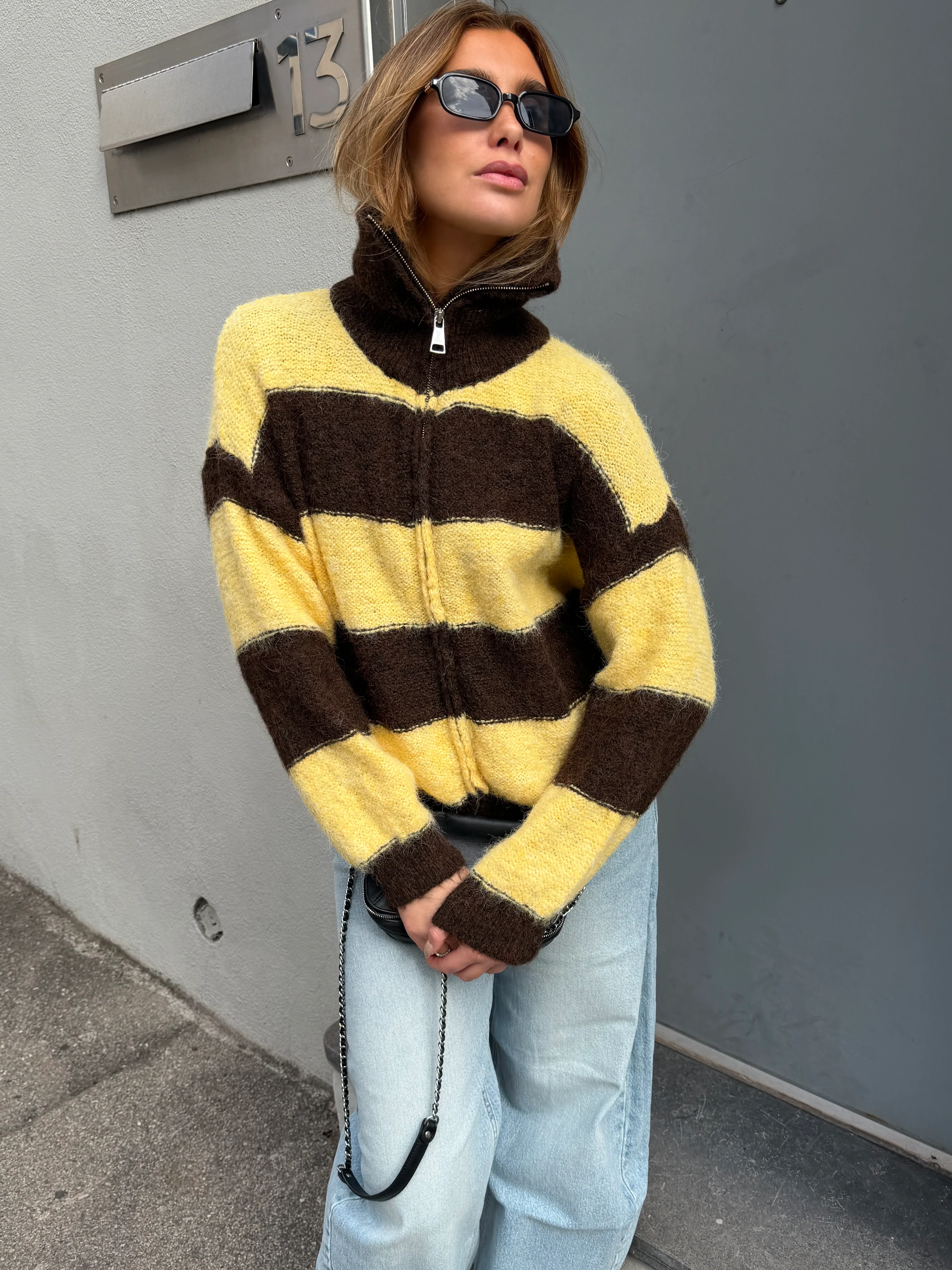 Gilet Gracie jaune et marron - Image 2