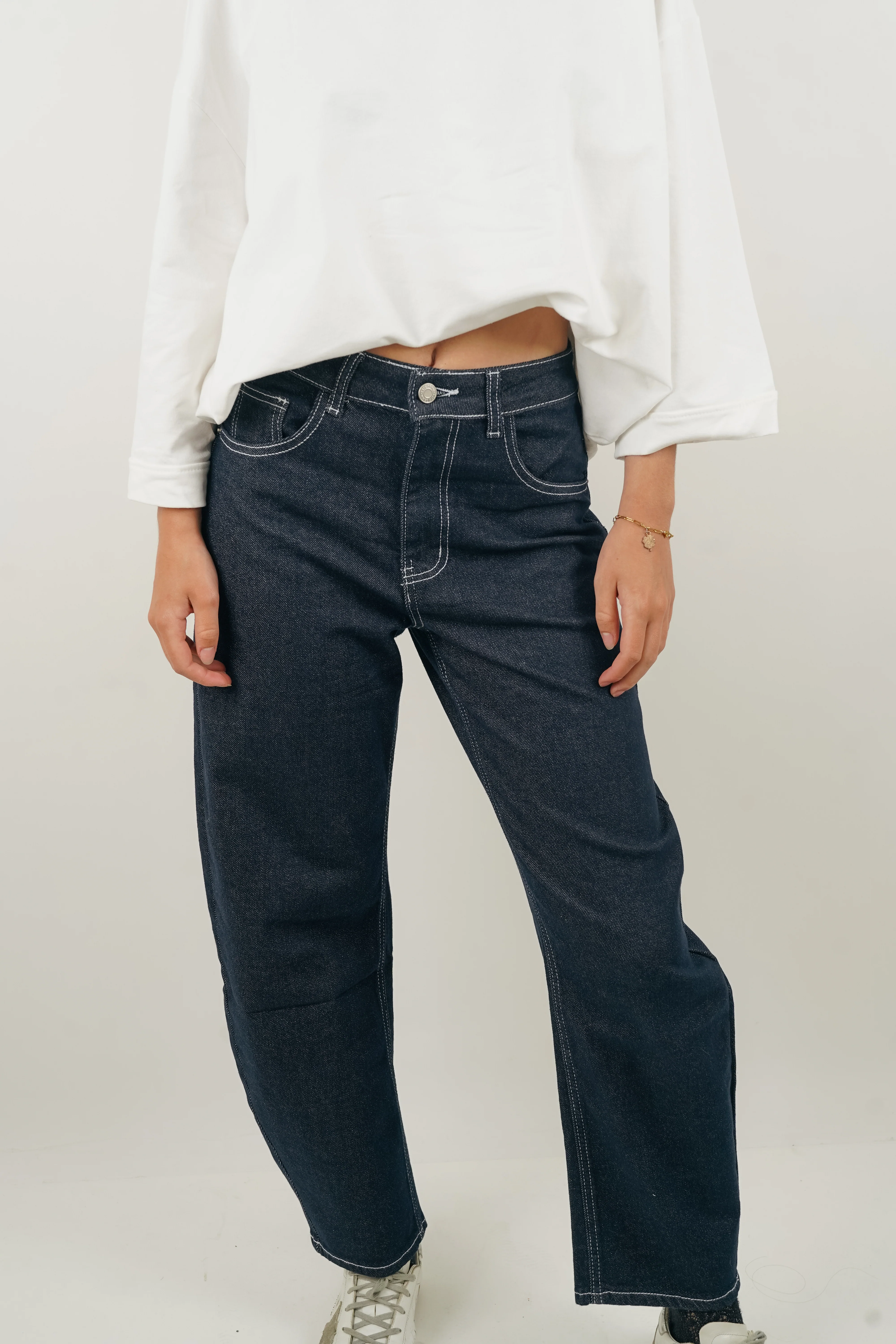 Jean Natalia - Image 6