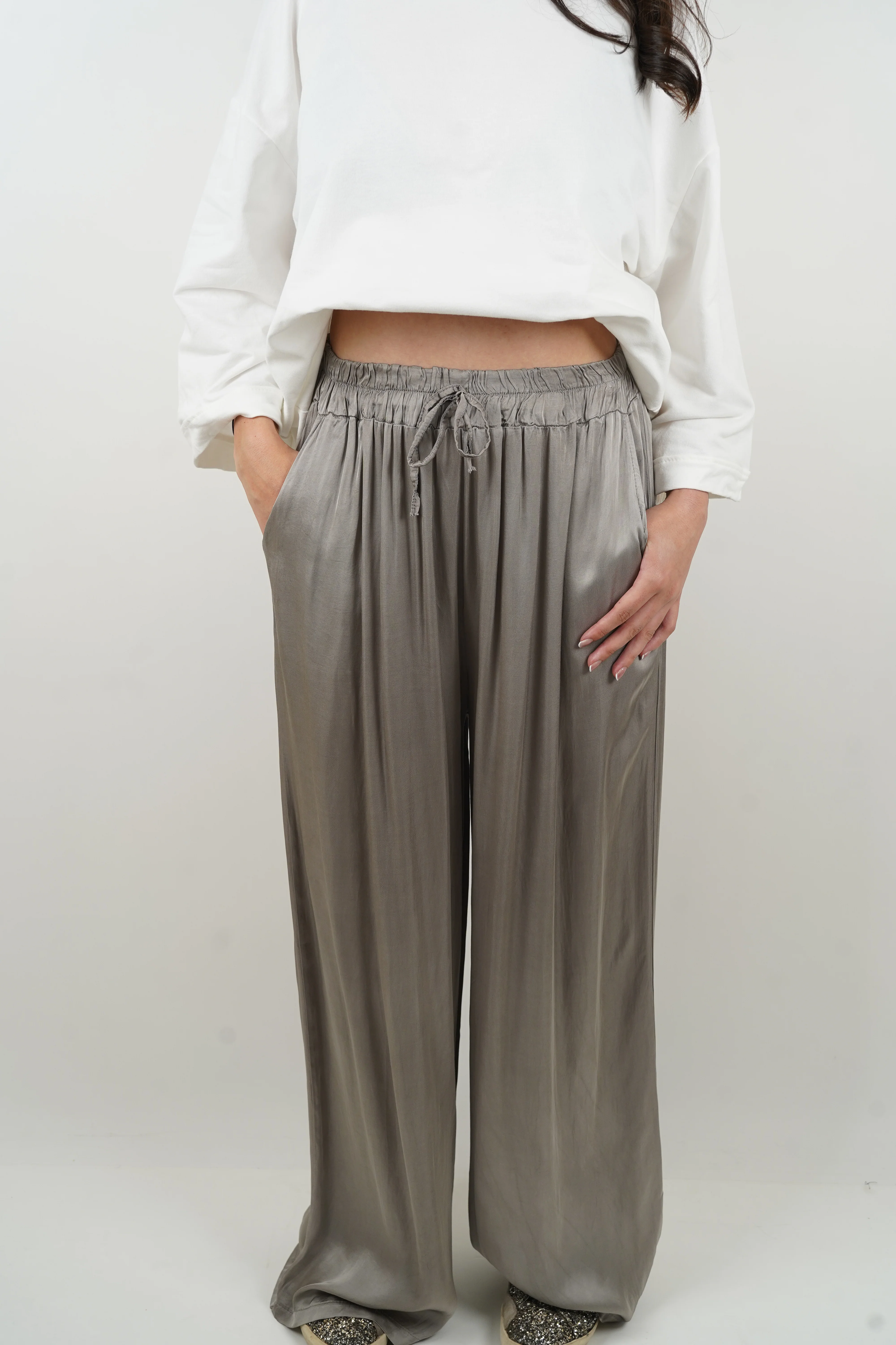 Pantalon en soie Giuseppa taupe - Image 5
