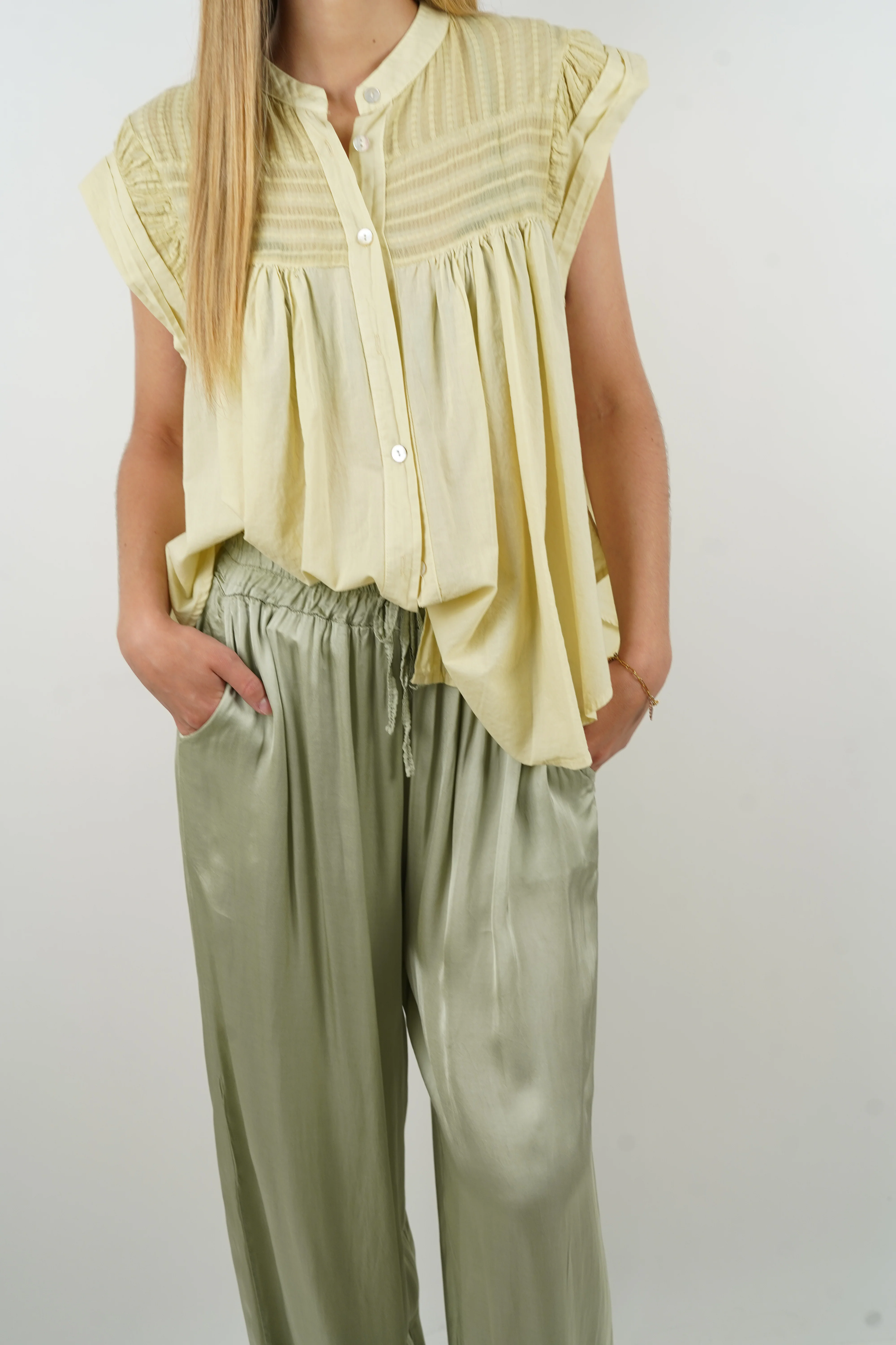 Pantalon en soie Giuseppa vert olive - Image 3