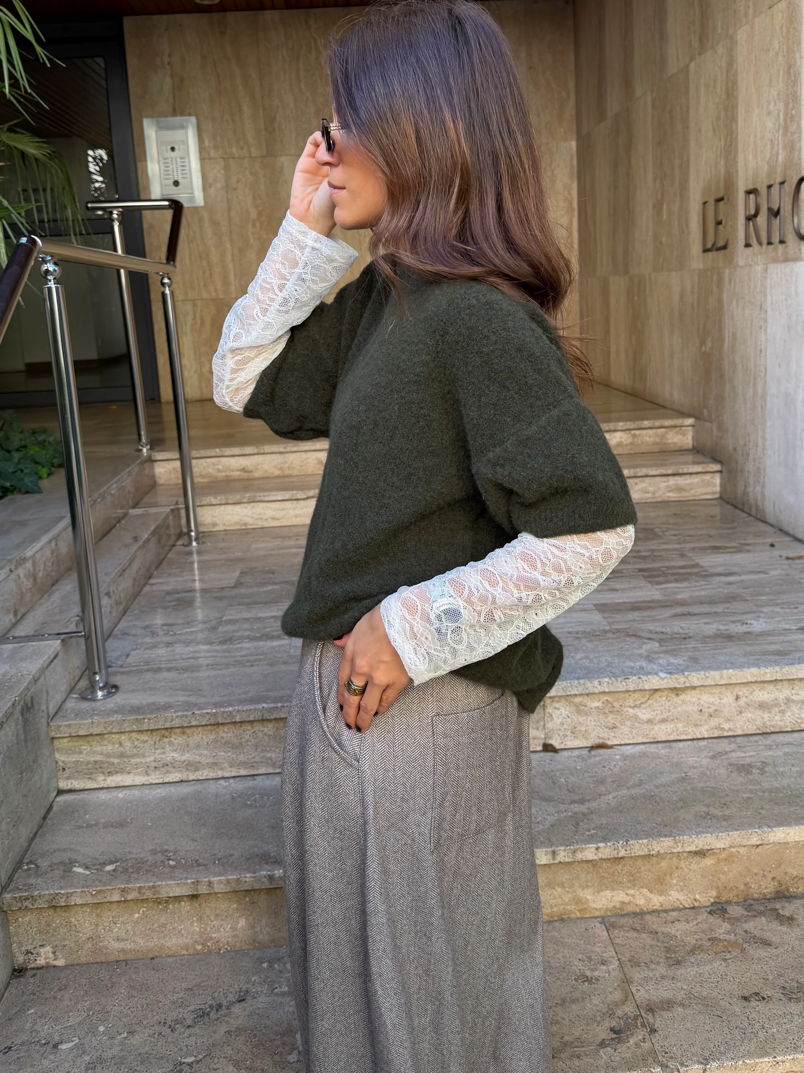 Pull Athéna kaki